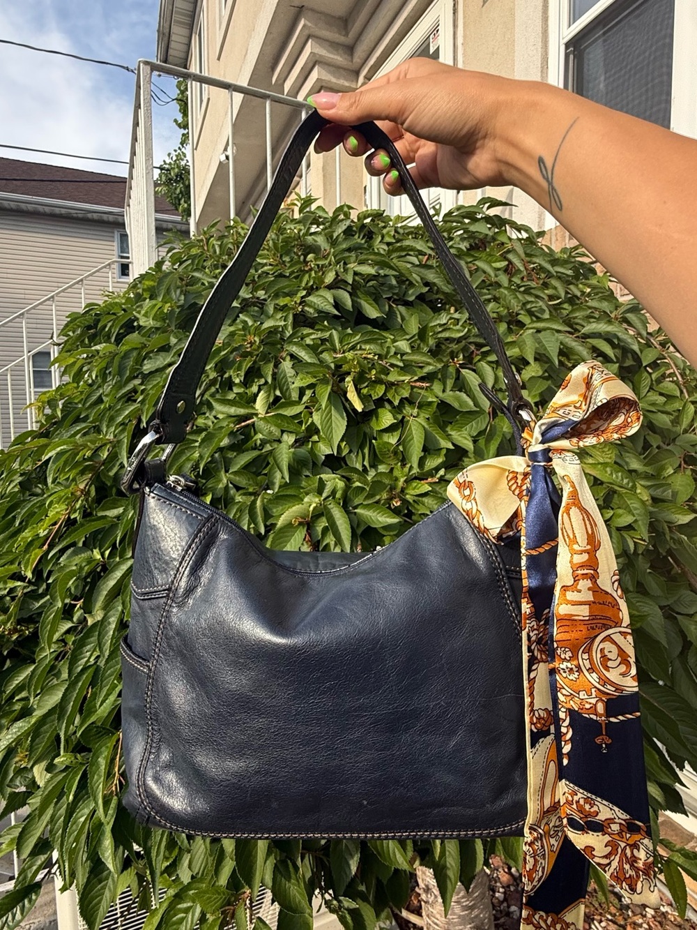 Vintage Y2K Fossil Navy Blue Leather Slouch Shoulder Bag Hobo Baguette Purse